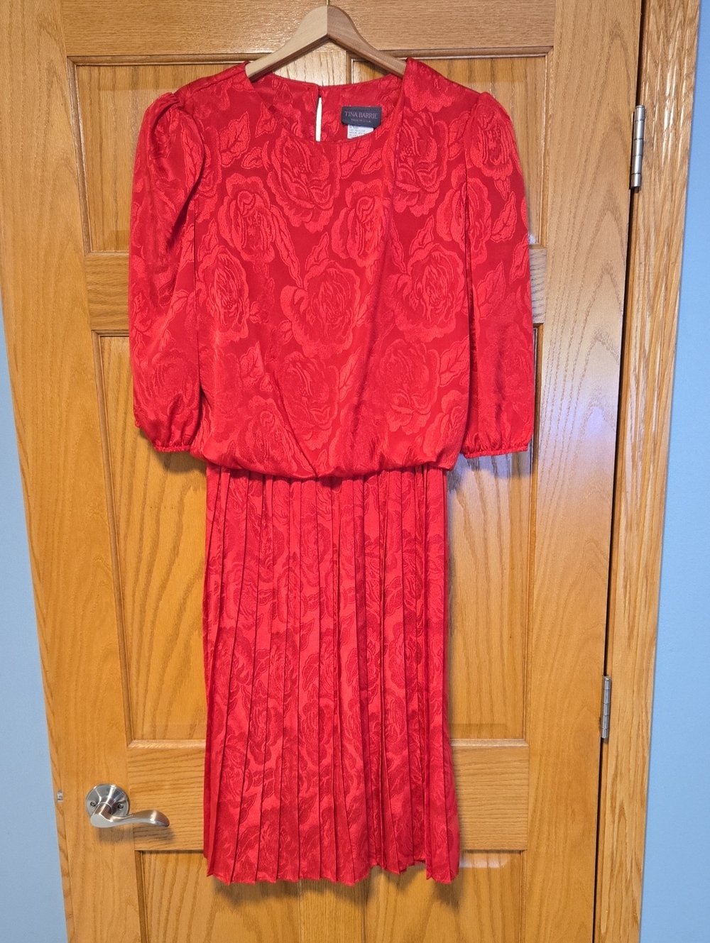 Vintage Tina Barrie Rose Pleated Dress